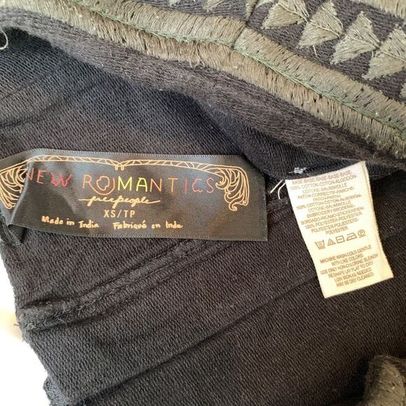 Free People New Romantics Mini Skirt Tribal Cheer Aztec Black XS Embroidered - Picture 8 of 11